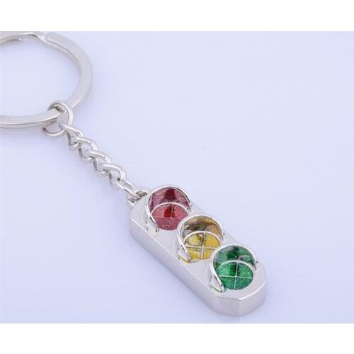 3D Keyfob Keychain red and green lights keychain car key chain traffic signal lamp Classic Key rings Chaveiro car styling