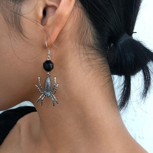 Lalynnly 2021 Temperament Exquisite Gun Black Color Resin Spider Drop Earrings Diablo Women 's Jewelry Wholesale Gift E10023