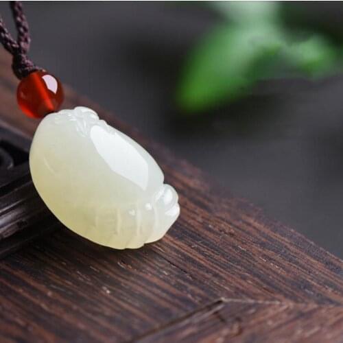 Female agate, chalcedony, little feet, baby, jade pendant, fine jewelry, jade pendant, Necklace Pendant