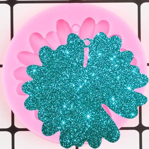 Shiny Daisy Flower Silicone Epoxy Resin Mold Craft Custom Keychain DIY Handmade Jewelry Molds Polymer Clay Pendant Charms Moulds