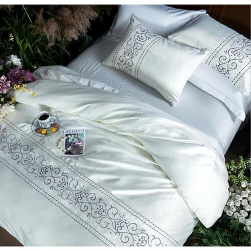 White Embroidered Satin Home Textile Bedding Sets King Queen Bed Set Imitated Silk Duvet Cover Bed Sheet Pillowcases Cotton