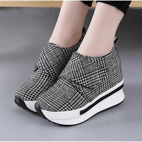 NEW Hidden Heel Women Casual Platform Shoes Woman Sneakers 2020 Canvas Slip on Shoes for Women Height Increasing Wedges Shoes W4