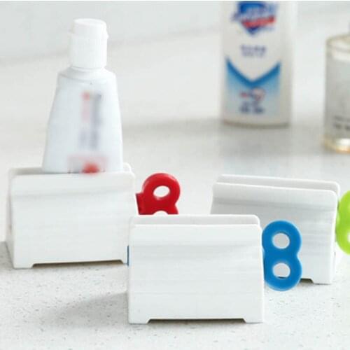 Plastic Rolling Tube Toothpaste Squeezer Bathroom Facial Cleanser Squeezing Dispenser Organizer Roller Type Bathroom Supplies