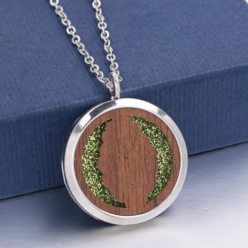 1pc Magnetic Open Plant Leaf Locket Wood Pendant Jewelry for DIY Aroma Perfume Fragrance Essential Oil Diffuser Locket Necklace