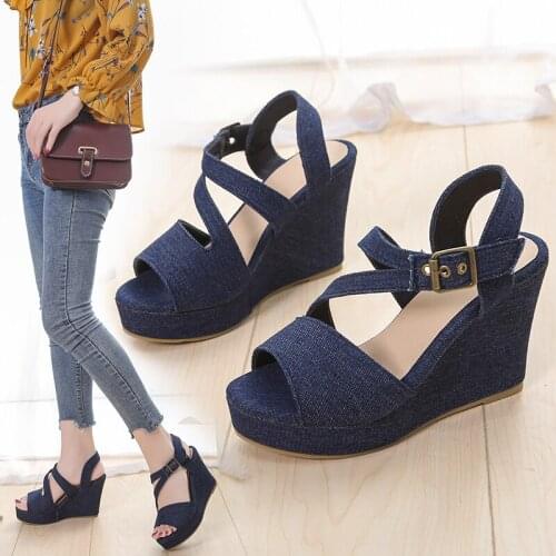 Ladies Sandals Vintage Wedge Heels Ladies Buckle Belt Suede Platform Flats Platform Sandals Flock Womens Shoes Summer 2021