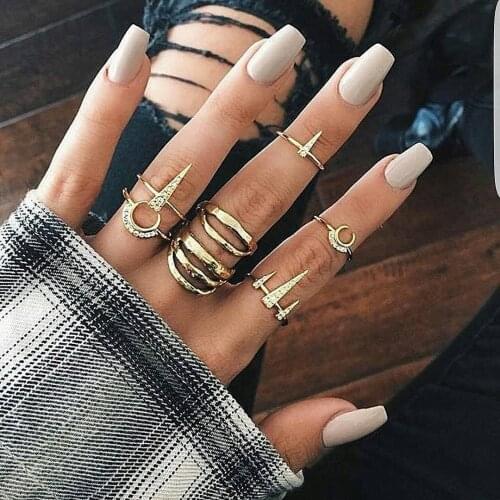 Gold Ring Color Lips Shape Moon Triangle Rings Set Fashion Jewelry Knuckle Ring For Women Ladies Party Tail Ring Wholesale