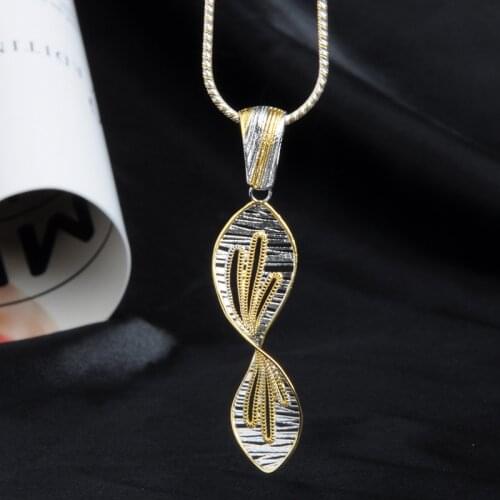 Retro Thai Silver Jewelry Factory Wholesale Fashion New S925 Sterling Silver Item Decoration Italian Lace Jewelry Female Pendant