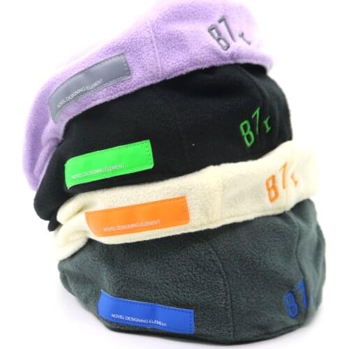 2020 New Winter Lamb Velvet Fashion Female Niche Warm Beret Wild Embroidery Forward Cap