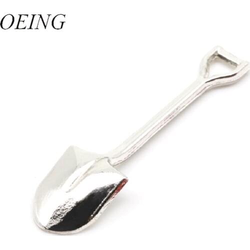 Orlandoo Hunter Model Car Decorations Pieces 1:35 1:32 Metal Shovel Scene Decoration Climbing Car Decorations Mood Piece
