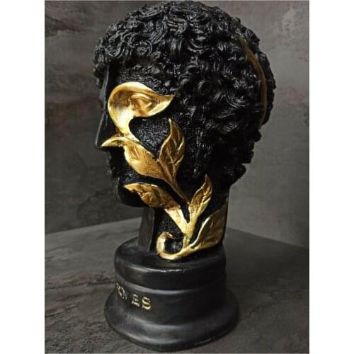 Fashion New Hermest Sale Statue Sculpture 2021 Room Figurine High Storage Quality Hot Decoration Miniature Desk Table Decor Hous