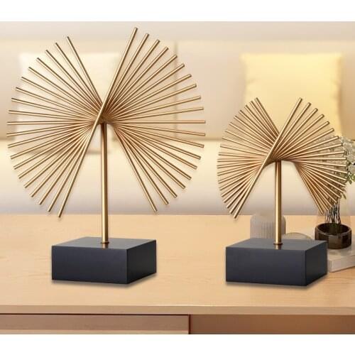 [HHT] Post-modern Minimalist Study Room Ornaments Abstract Living Room Office Decoration Accessories Creative Metal Crafts