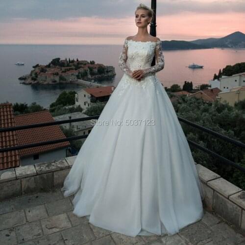 2021 Off the Shoulder A Line Wedding Dresses Floor Length Flowers Lace Appliques Bridal Gown for Bride Vestido De Novias