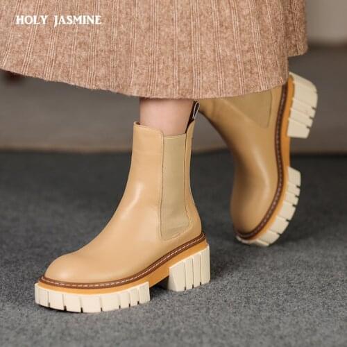 Genuine Leather Platform Women Chelsea Boots Thick Bottom Short Booties Platform Winter New Shoes Woman Slip-on Motorcycle Boots