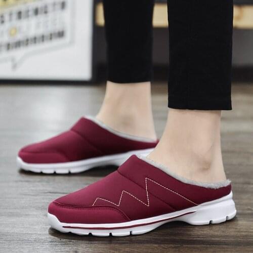 Weitehang Footwear
