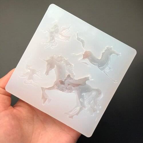 1pcs Clear 4 Style Horses Liquid Silicone Mold Charms Craft DIY Resin Silicone Combination Molds For Necklace Jewelry Making