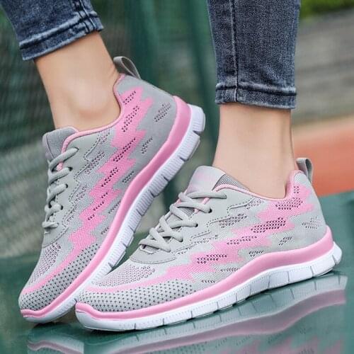 Womens Shoes Breathable Sneakers Women Casual Flat Shoes Woman Vulcanize Sneakers Platform Sneakers Plus Size Ladies Trainers