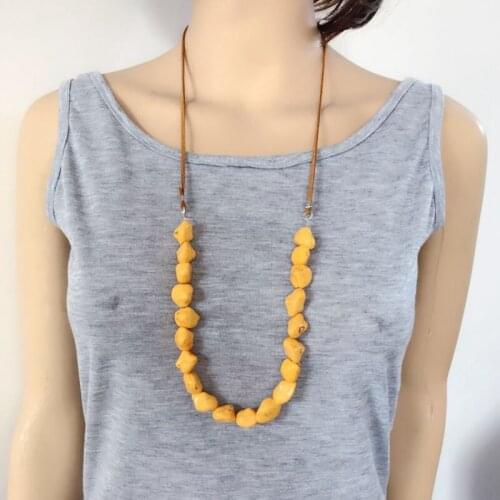 Fashion Yellow Color Natural Stone Single Pendant Necklace
