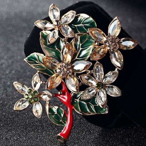 New Arrival Rhinestone Crystal Women Brooches Jewelry bridal Wedding brooch Pins Brand Christmas Hijab Accessories