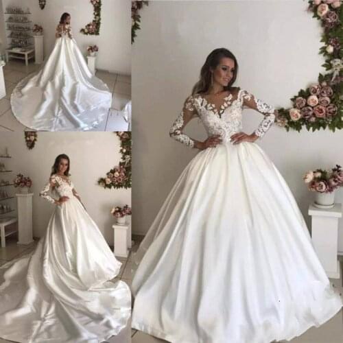 Luxury satin Bridal Wedding Dresses Vintage Sheer Long Sleeves Appliques Cathedral Long Train Bridal Gowns vestido de noiva