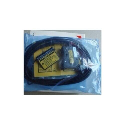 Keyence LV-H62 sensor new original supporting reflectors R-6 purchased separately