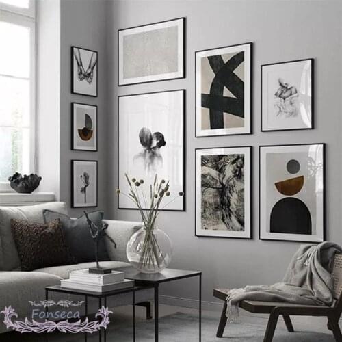 Minimalist Black and White Poster Nordic Sexy Figure Canvas Painting Wall Art Print Picture for Bedroom Modern Home Decor