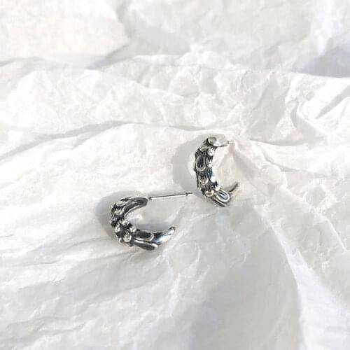 Retro Gothic Eagle Claw Stud Earrings Trend Domineering Mens Silver Color Earrings Hip Hop Punk Mens Motorcycle Party Jewelry