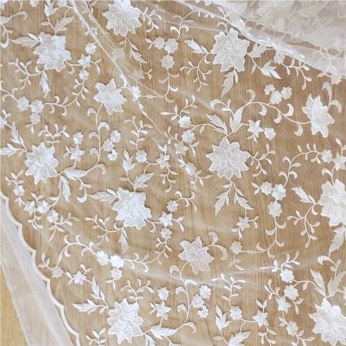 High Quality Floral Pattern Embroidered Luxury Tulle Lace Fabric for Wedding Dress Bridal Gown Couture Design Party Dress