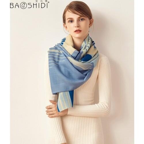 Gem butterfly autumn and winter new wool scarf for warmth and womens dual long printed Shawl / Coral forest