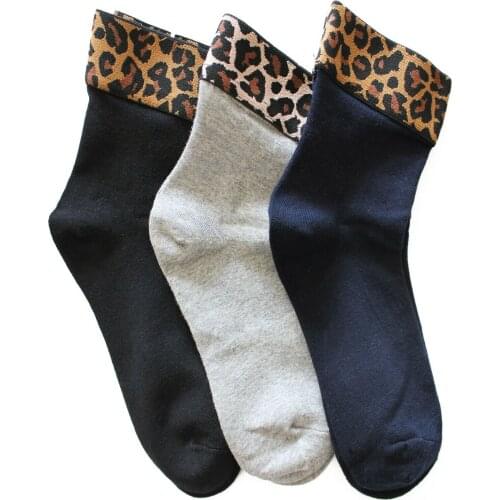 Womens Short Socks Leopard Animal Cat Motif Embroidered Fashion Shiny Glitter Fashion Chic Style Border Casual Urban