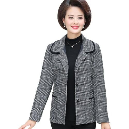 Middle-aged Mother Plaid Jacket 2021 Spring Autumn Fashion Slim Long-sleeved Women Outerwear Short Plus size Jacket Casual Tops