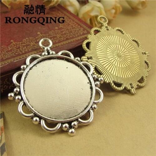 RONGQING 30mm 20pcs/lot Flowers Circular Retro Tray DIY Accessories Wholesale Craft