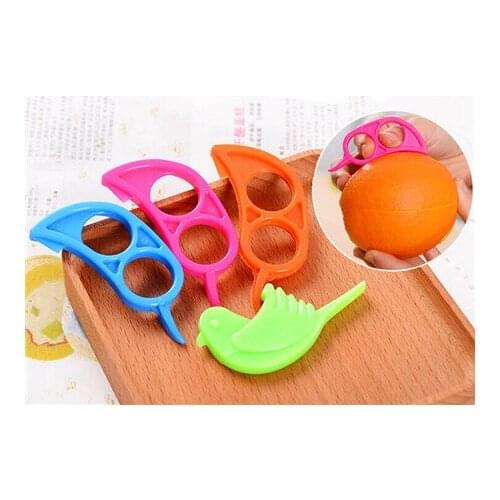 2pcs/Set Orange Peeler Easy Opener Lemon Slicer Cutter Plastic New home Cute Mini Plastic Cut Fruit Ftripper Device N1099