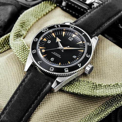 41mm Automatic Mens Watch Japan NH35 Movement Black Sandwich Dial Sapphire Glass Date Leather Strap 100m Waterproof