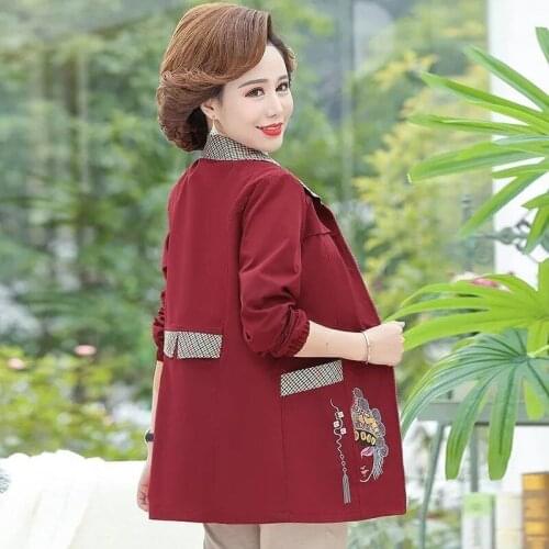New 2021 Womens Spring Autumn Windbreaker Jacket Women Middle-aged Loose Trench Coat Female Plus Size 5XL Female Windbreaker Co