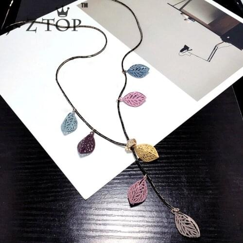 JZTOP Geometric Necklace Stereoscopic Colorful Leaf Pendant Necklace For Woman Sweater Chain Fashion Collier Jewelry Gift