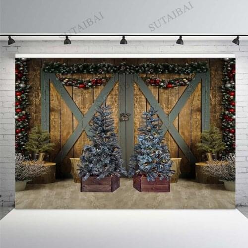 Merry Christmas Photography Backdrop for Retro Brown Wood Door Christmas Tree Garland Decor Photocall Background Photo Studio