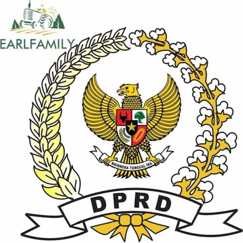 EARLFAMILY 13cm x 12.7cm for Bhinneka Tunggel Ika Indonesian Eagle Car Stickers Cartoon Decal Trunk Surfboard Cartoon Decoration