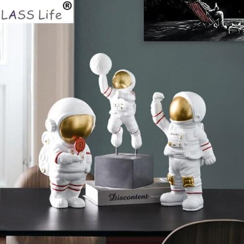 Creative Astronaut Spaceman Statue Car Decor Art Crafts Figurine Abstract Sculpture Home Office Desktop Decoration Ornament Gift