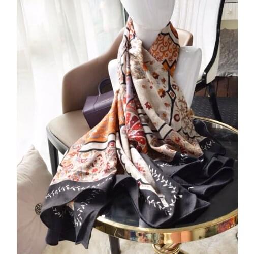 2019 new arrival winter autumn Indian colorful 70% cashmere 30% silk scarf 140*140 cm big warm shawl wrap for women lady girl