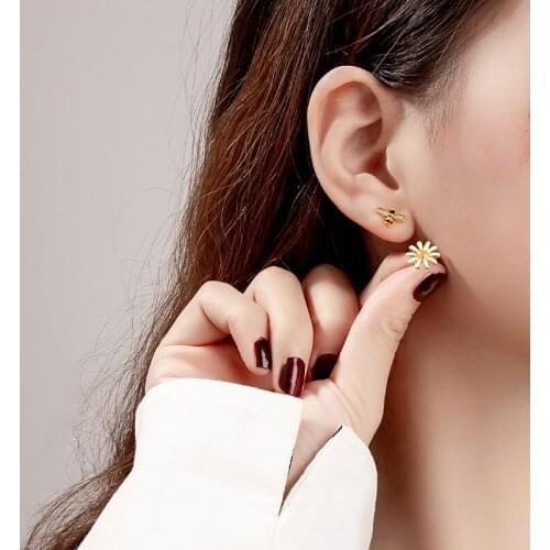 Cute Bee Insect Animal Daisy Flower 925 Sterling Silver Stud Earrings For Women Korean Aesthetic Jewelry Dainty Gift