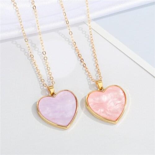 1Pcs Resin Shiny Heart Necklace For Women Jewelry Minimalist Bling Colored Peach Geometric Pendant Clavicle Chain Choker N214