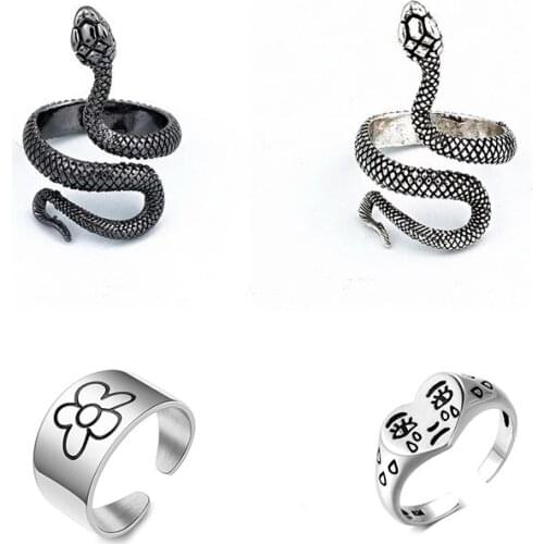 Vintage Punk Snake Crying Face Carved Flower Rings for Women Fashion Larger Black Snake Bite Tounge Couple Rings Set Anillos
