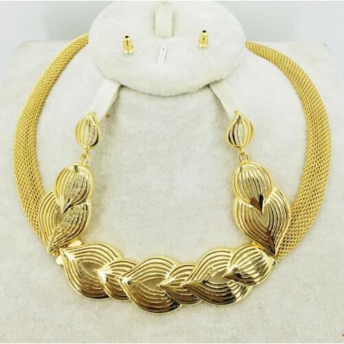 Fashion high quality jewelry wedding set in African protective color Dubai Italian women Necklace Earrings tourism jewelry