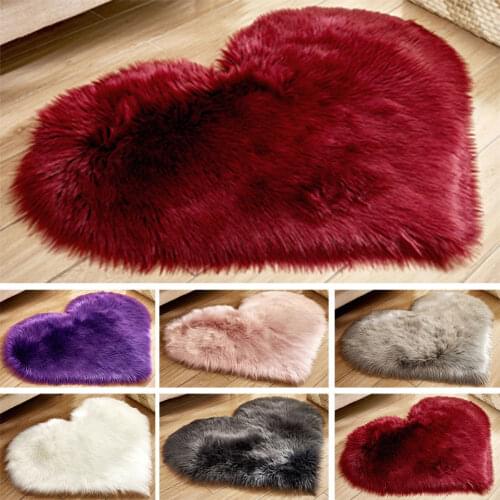 Non-slip Floor Mat Plush Soft Faux Fur Heart Shaped Bedroom Rug Shaggy Hairy Carpet For Living Room Home Children Baby Playmat