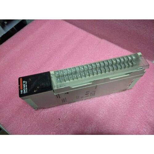 Original dismantling Schneider 140DAO84210 90% new 140DAO84210 power supply