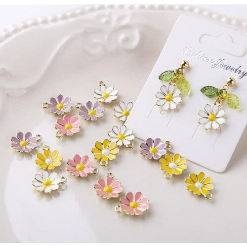Fresh New Oil Drop Jewelry Daisy Flower Charms 50pcs 12*14mm Gold Tone Enamel Metal Alloy Floral Earring Pendants Ornament DIY