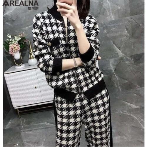 2021 Autumn new Hepburn style Houndstooth knitted womens suit fashion sweater harem pant suits two piece set tracksuit women