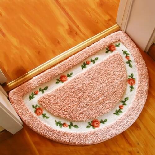 2020 New arrival Lovely bedroom carpet Semi-circular mats toilet bathroom waterproof Doormat Household non-slip Mat