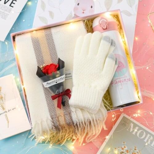 1set Scarf Cup Gloves Valentines Day Birthday Girlfriend Present Bridesmaid Bestman Gifts Box Party Wedding Favors for Guests