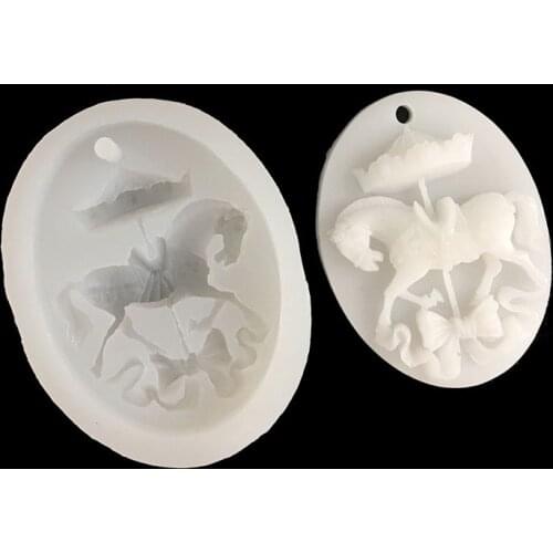 Minsunbak Carriage shape Silicone mold Car pendant decoration DIY aromatherapy plaster Candle handmade soap Mould
